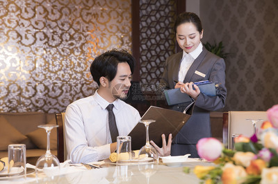 酒店餐廳服務(wù)員點菜圖片素材_免費下載_jpg圖片格式_VRF高清圖片501203554 .