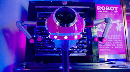 順德開了個機(jī)器人餐廳 炒菜做飯服務(wù)員全是機(jī)器人